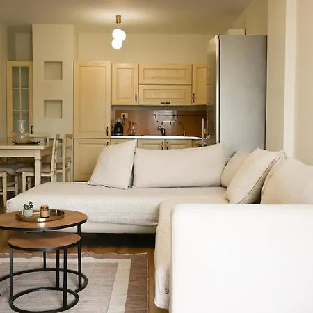 דירה 2br Near Us Embassy With Free Parking By Sabi