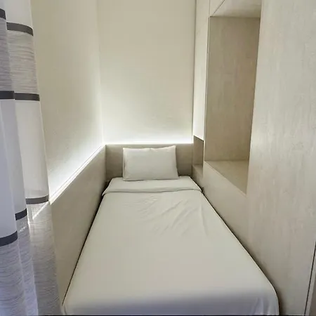 2br Near Us Embassy With Free Parking By Sabi דירה טיראנה